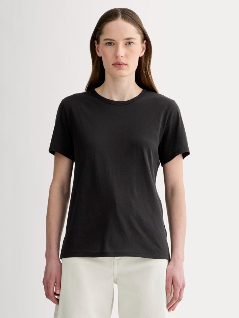 Everlane Women's Slim Air T-Shirt in Black, Size Medium